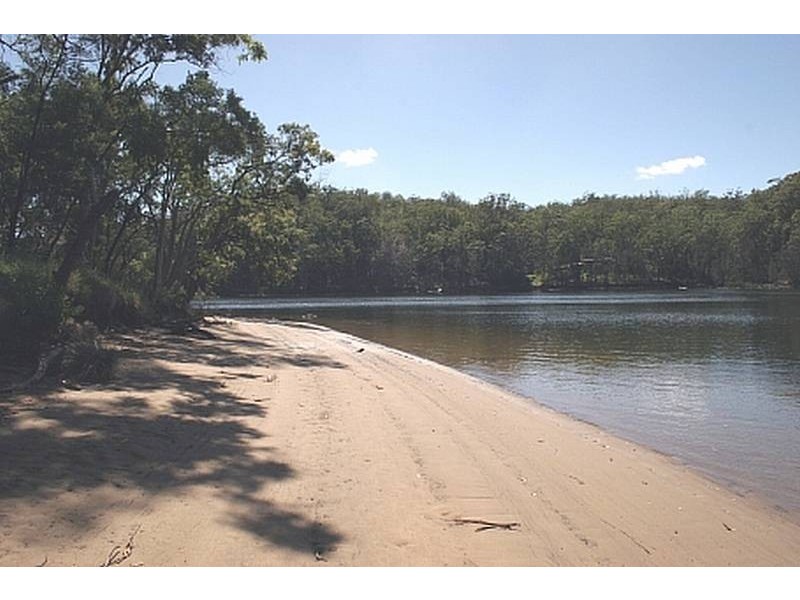 562 The River Road, Nelligen NSW 2536