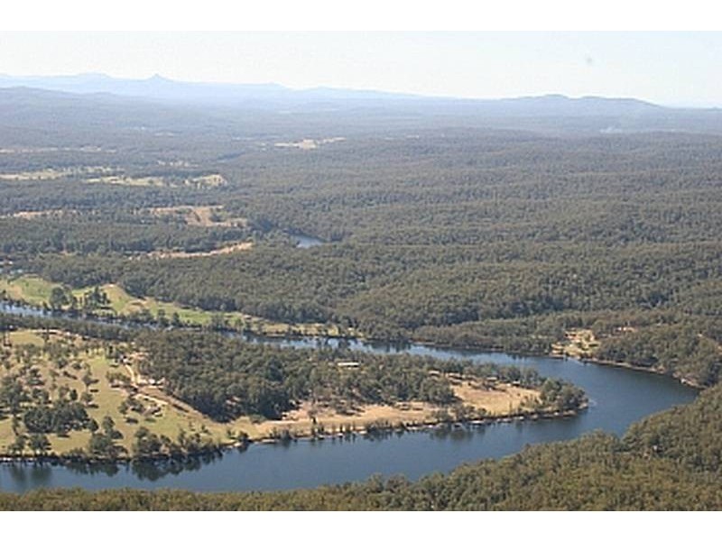 562 The River Road, Nelligen NSW 2536