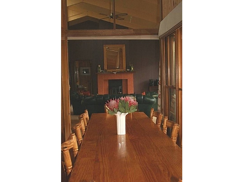 562 The River Road, Nelligen NSW 2536