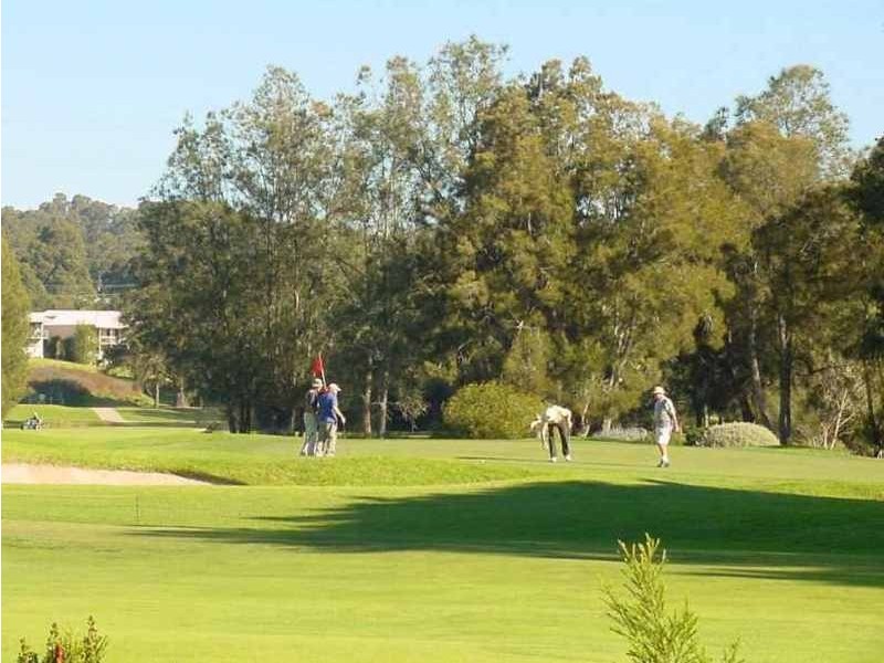 19 Golf Links Drive, Batemans Bay NSW 2536