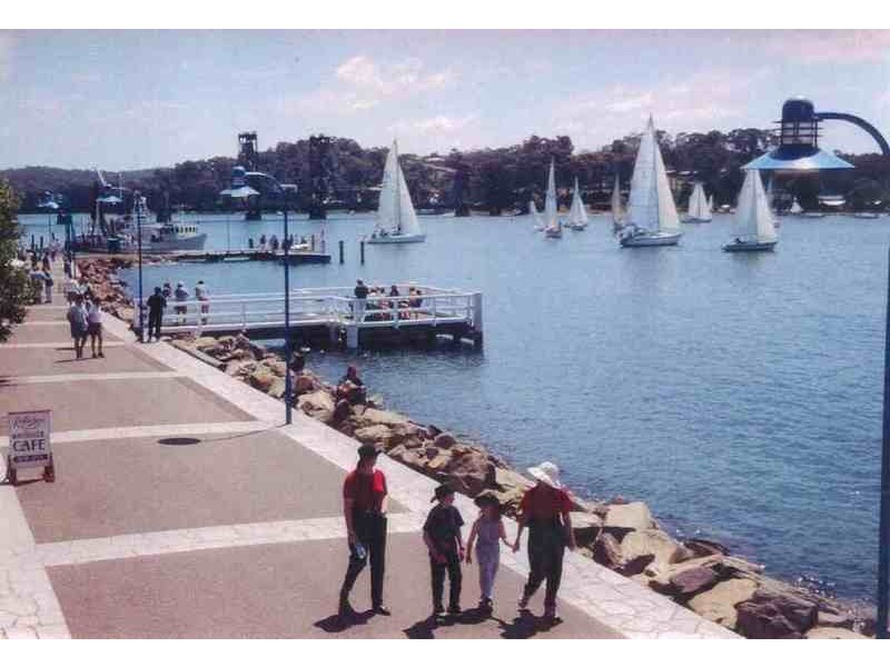 19 Golf Links Drive, Batemans Bay NSW 2536