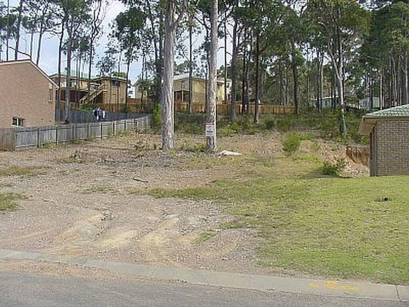 28 Warragai Place, Malua Bay NSW 2536