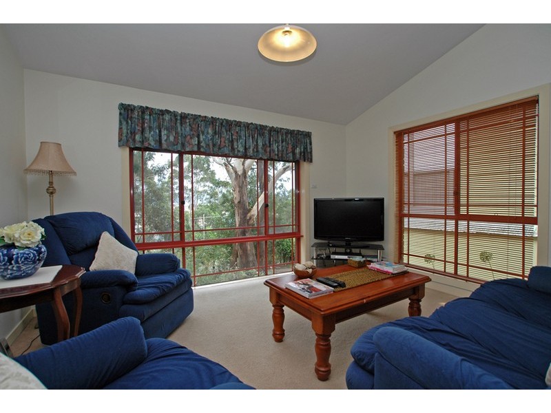 13 Daley Avenue, Daleys Point NSW 2257