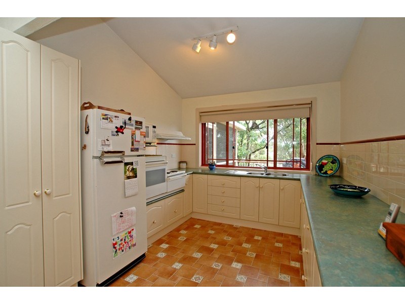 13 Daley Avenue, Daleys Point NSW 2257