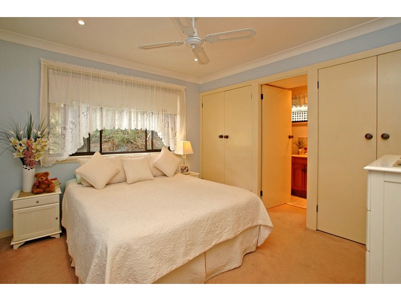 13 Daley Avenue, Daleys Point NSW 2257