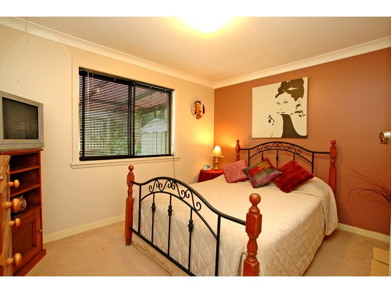 13 Daley Avenue, Daleys Point NSW 2257