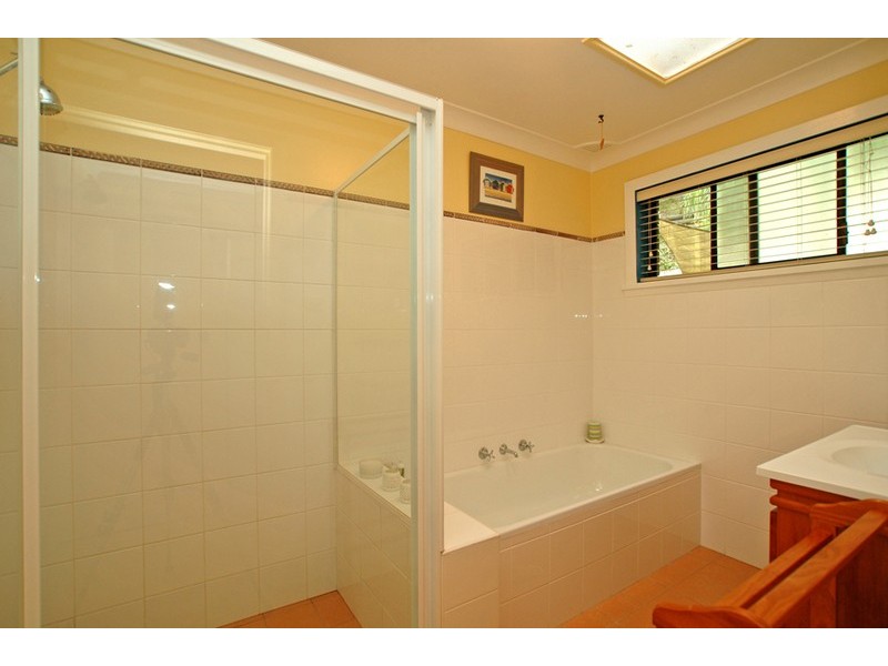 13 Daley Avenue, Daleys Point NSW 2257