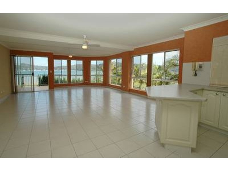 2/216 Booker Bay Road, Booker Bay NSW 2257