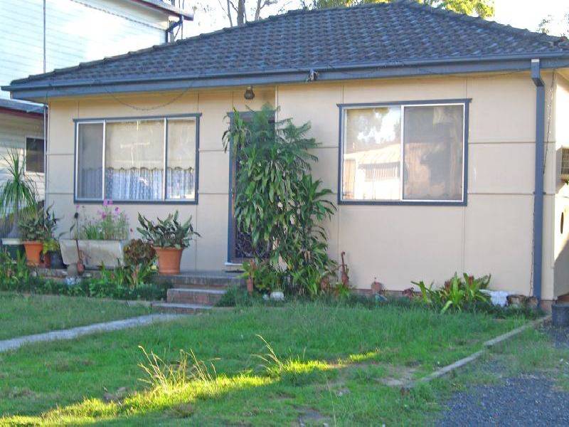 31 Welcome Street, Woy Woy NSW 2256