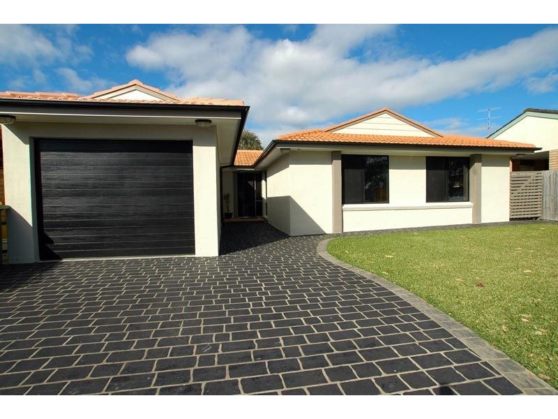 15 Marina View Parade, St Huberts Island NSW 2257