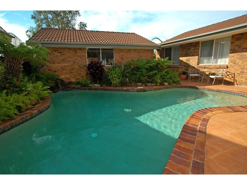 35 Beachfront Parade, St Huberts Island NSW 2257