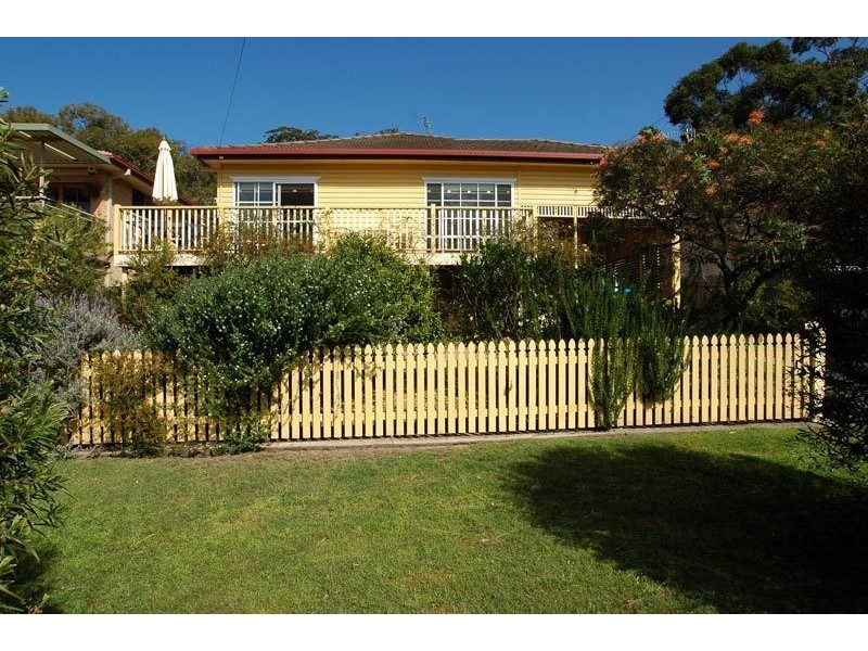 12 Taylor Street, Woy Woy Bay NSW 2256