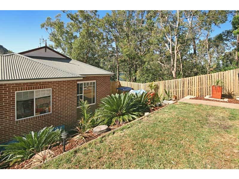 100 Taylor Street, Woy Woy Bay NSW 2256