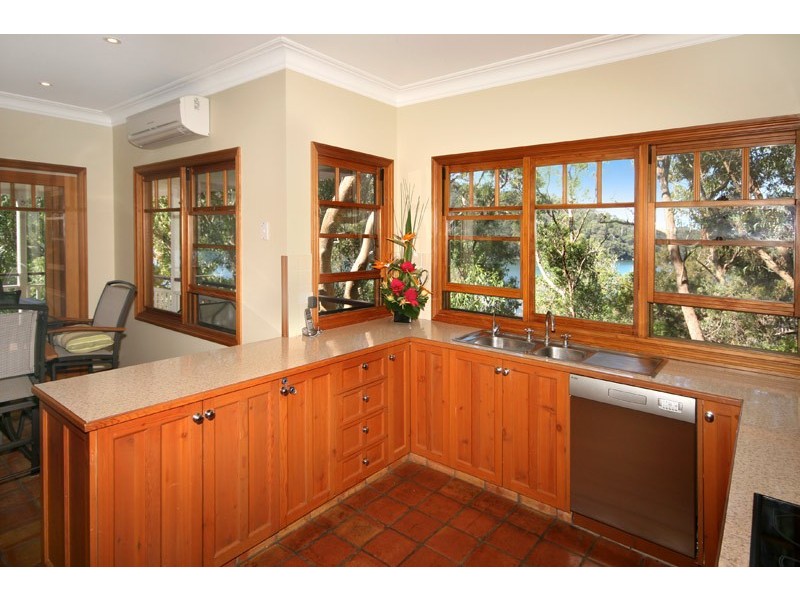 100 Taylor Street, Woy Woy Bay NSW 2256