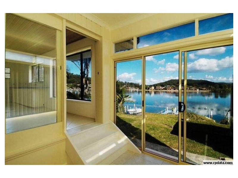 93 Empire Bay Drive, Daleys Point NSW 2257