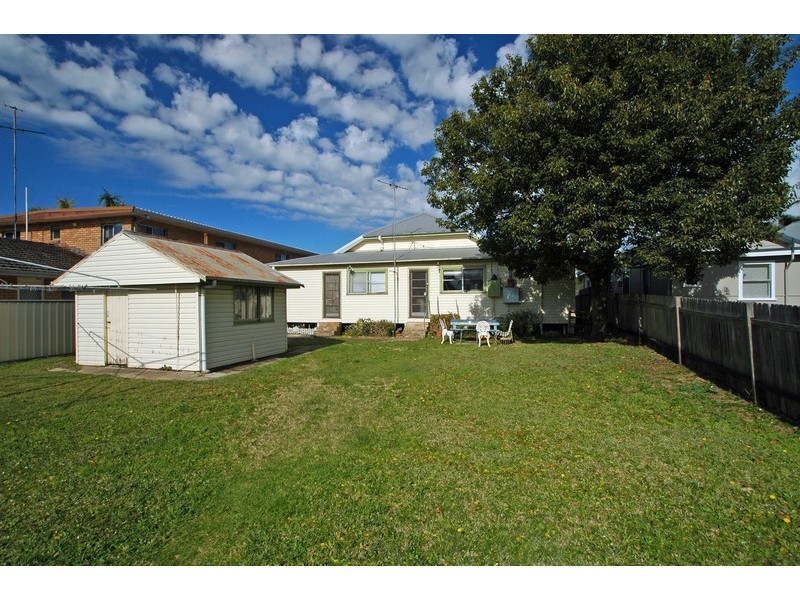 352 Booker Bay Road, Booker Bay NSW 2257