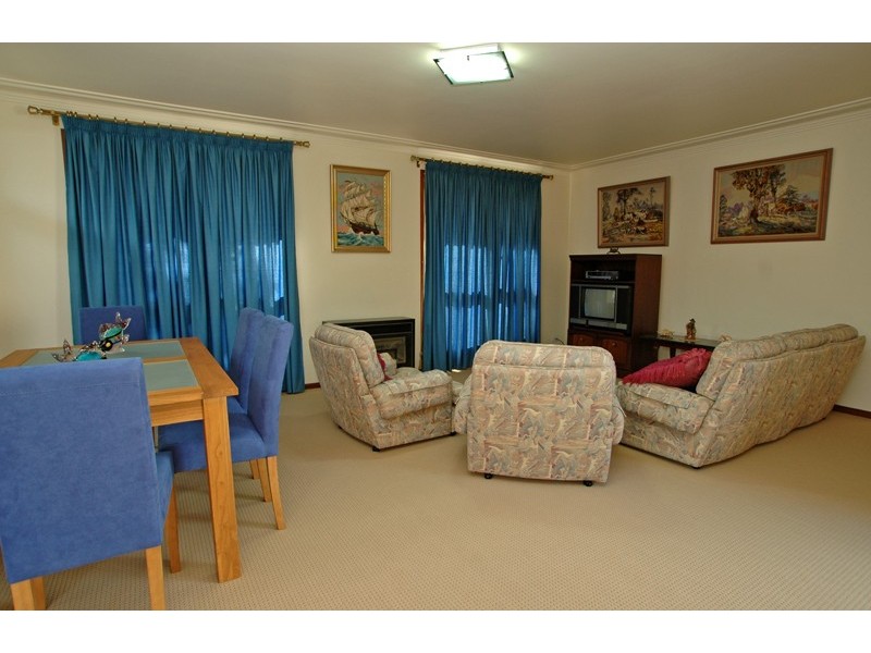 1 Jasmine Place, Umina Beach NSW 2257