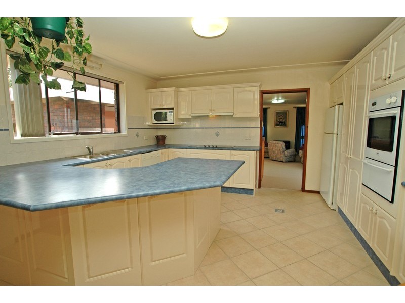 1 Jasmine Place, Umina Beach NSW 2257