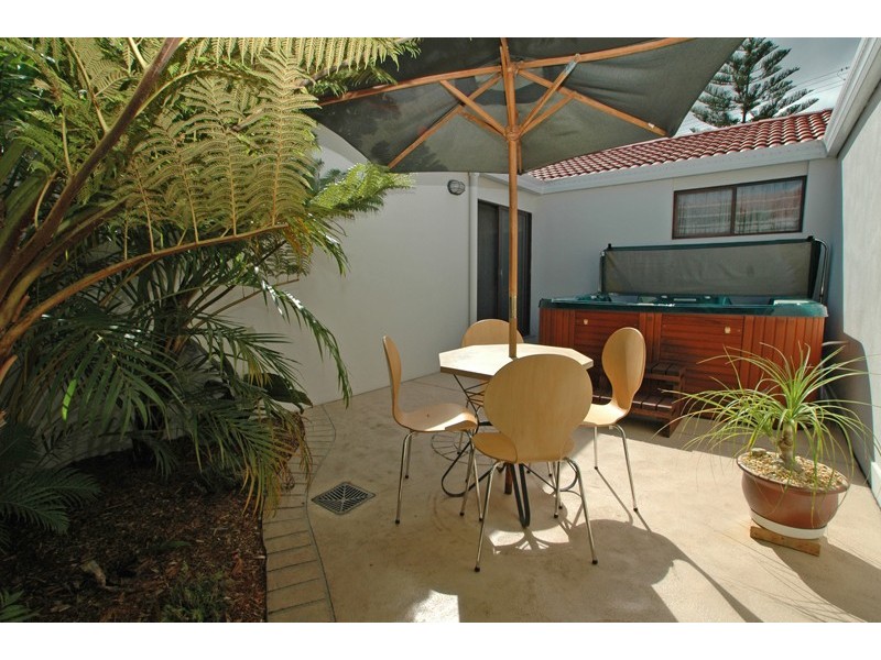 1 Jasmine Place, Umina Beach NSW 2257
