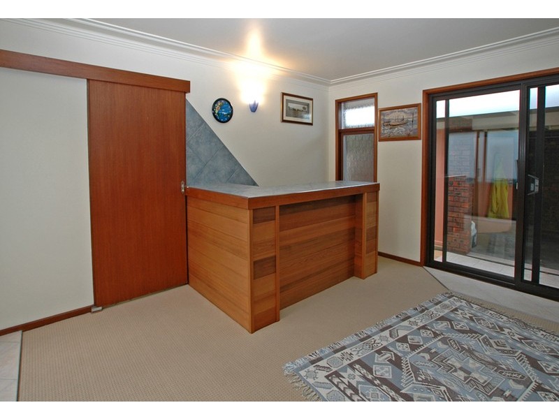 1 Jasmine Place, Umina Beach NSW 2257