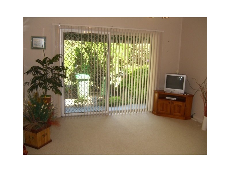 26 Picnic Parade, Ettalong Beach NSW 2257