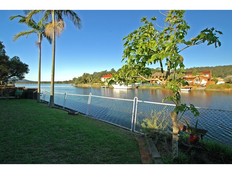 19 Nautilus Crescent, St Huberts Island NSW 2257