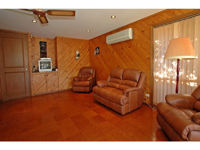 19 Nautilus Crescent, St Huberts Island NSW 2257