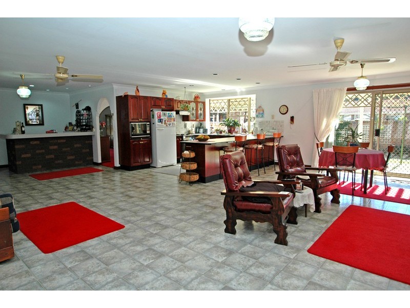 8 Macquarie Place, Umina Beach NSW 2257