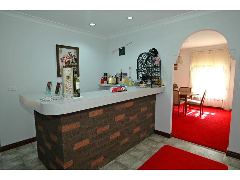 8 Macquarie Place, Umina Beach NSW 2257