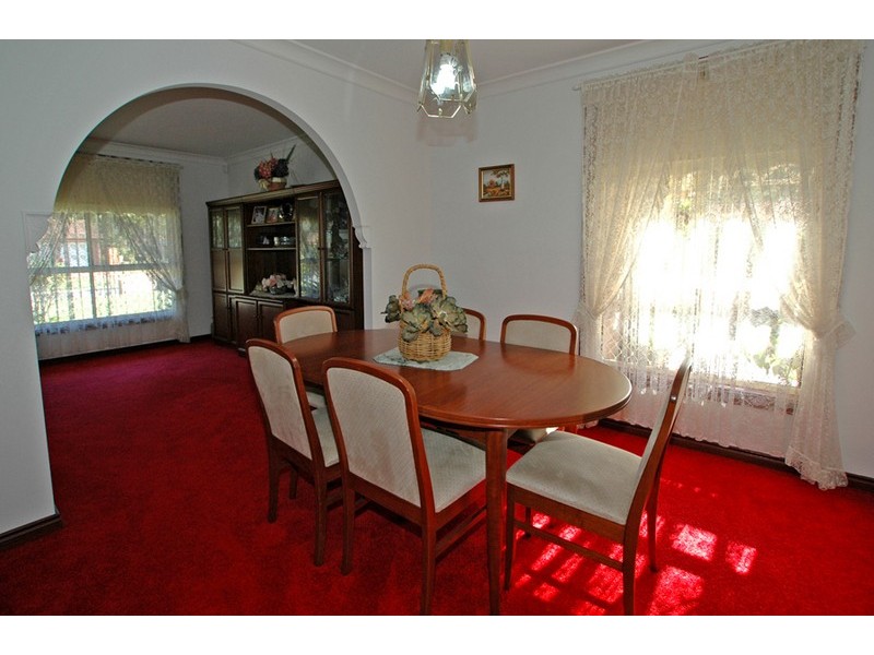 8 Macquarie Place, Umina Beach NSW 2257