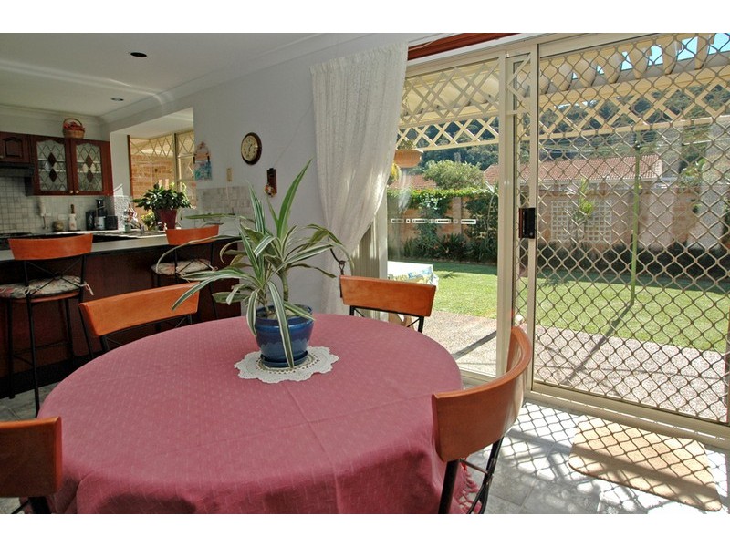 8 Macquarie Place, Umina Beach NSW 2257