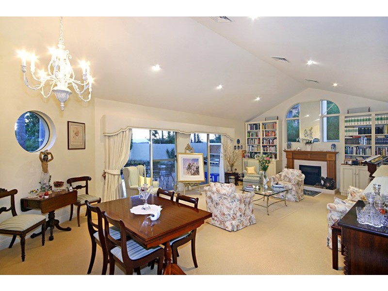 23 Beachfront Parade, St Huberts Island NSW 2257