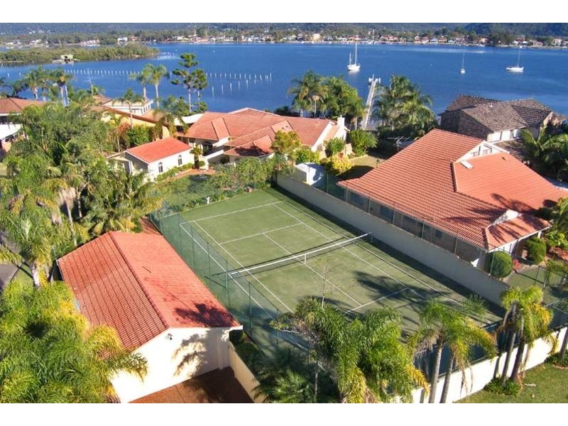 23 Beachfront Parade, St Huberts Island NSW 2257