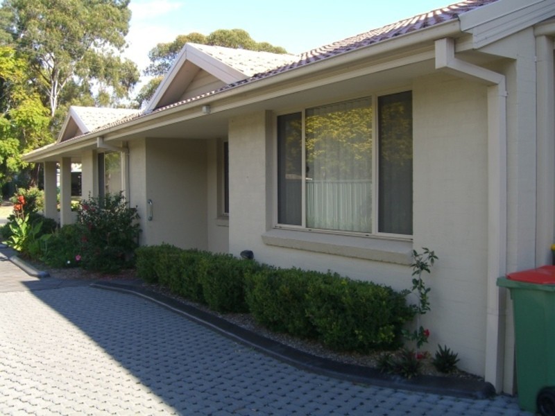 2/13 Warwick Street, Blackwall NSW 2256