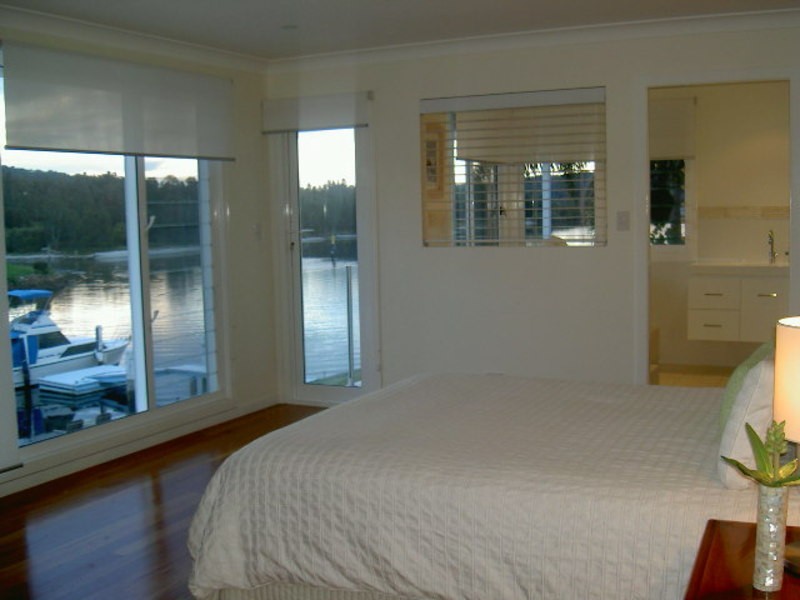 42 Marina View Parade, St Huberts Island NSW 2257