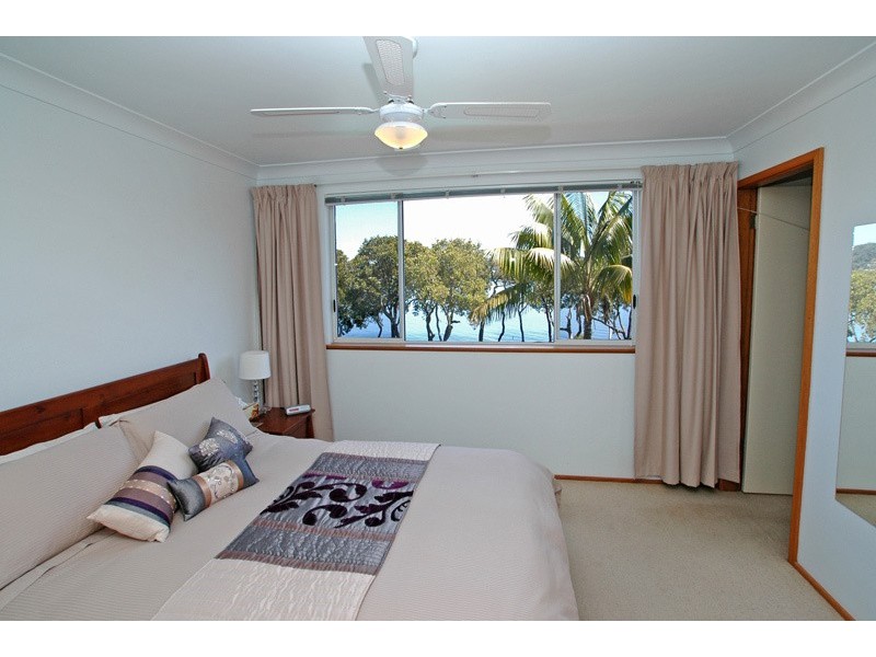 33 Beachfront Parade, St Huberts Island NSW 2257