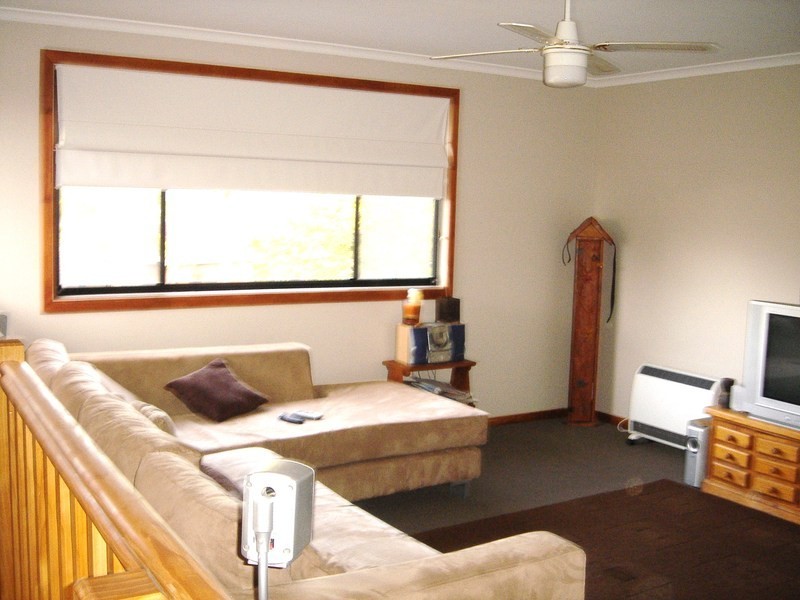 1 Karingal Close, Woy Woy NSW 2256