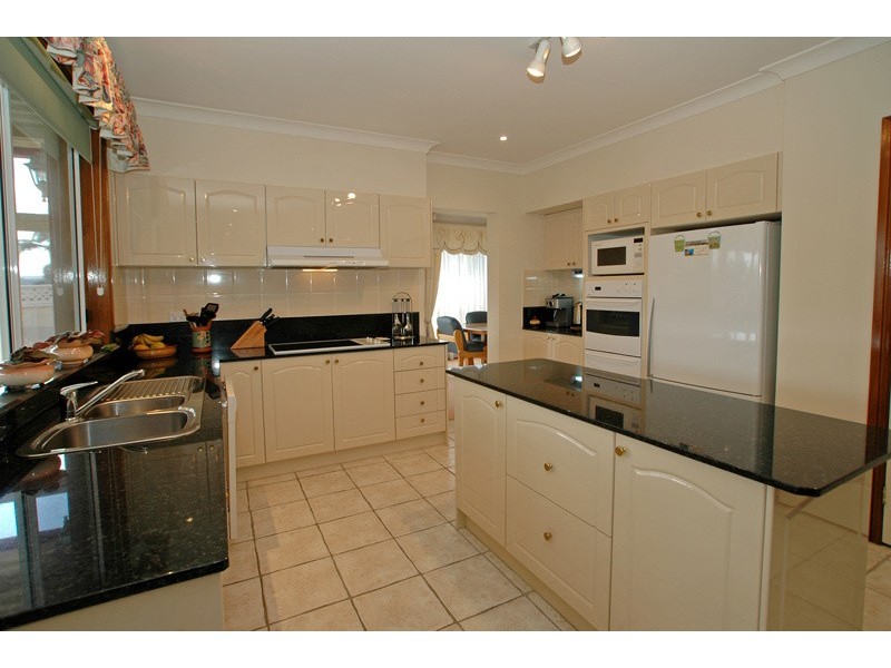 16 Salacia Close, St Huberts Island NSW 2257