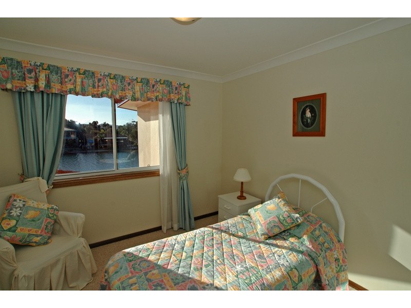 16 Salacia Close, St Huberts Island NSW 2257
