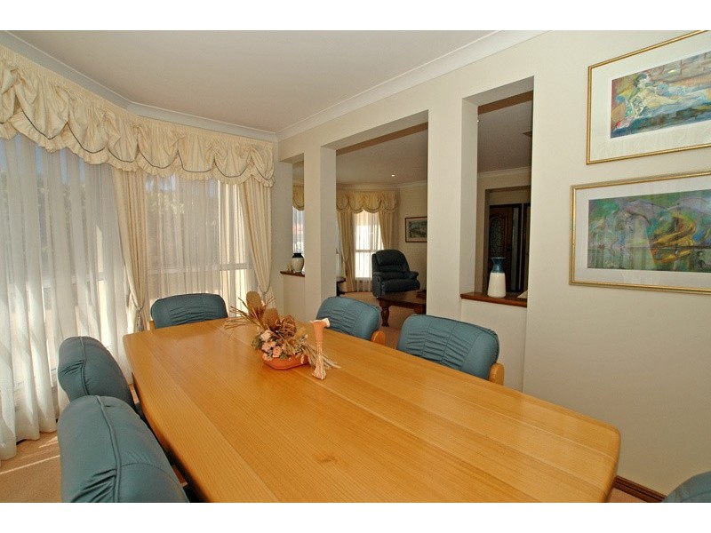 16 Salacia Close, St Huberts Island NSW 2257