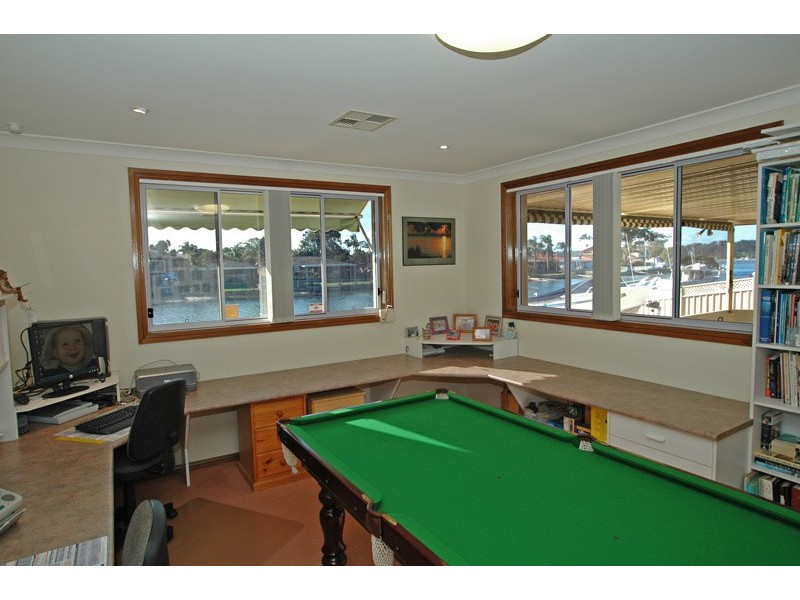 16 Salacia Close, St Huberts Island NSW 2257