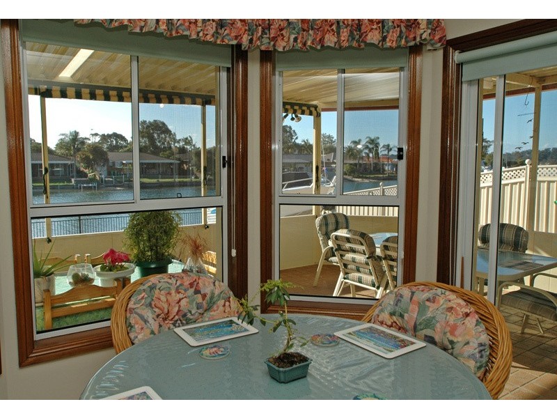 16 Salacia Close, St Huberts Island NSW 2257