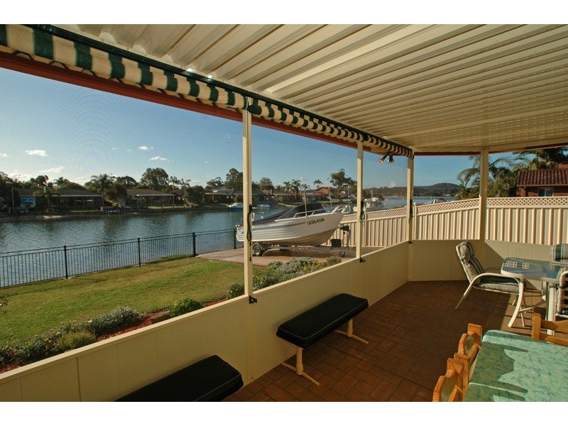 16 Salacia Close, St Huberts Island NSW 2257