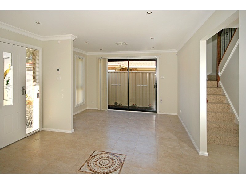 2/189 Blackwall Road, Woy Woy NSW 2256