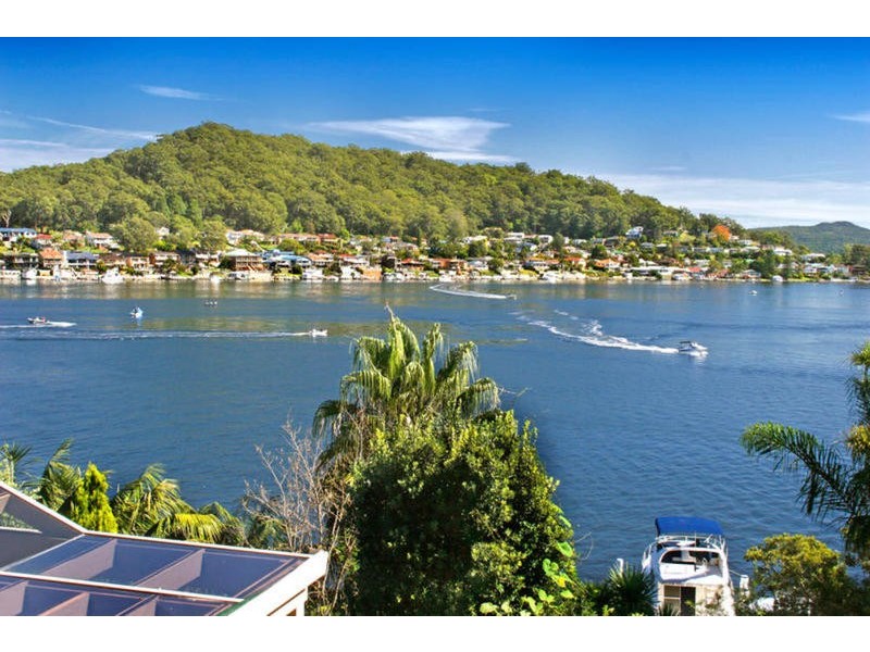 56 Daley Avenue, Daleys Point NSW 2257