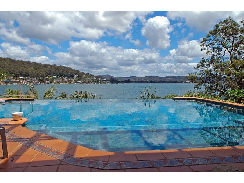 56 Daley Avenue, Daleys Point NSW 2257