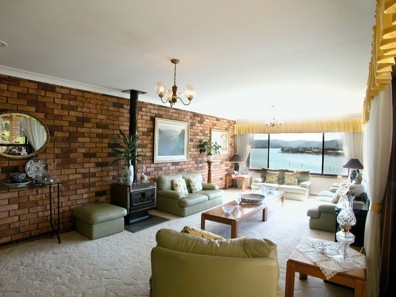 15 Tulani Avenue, Daleys Point NSW 2257