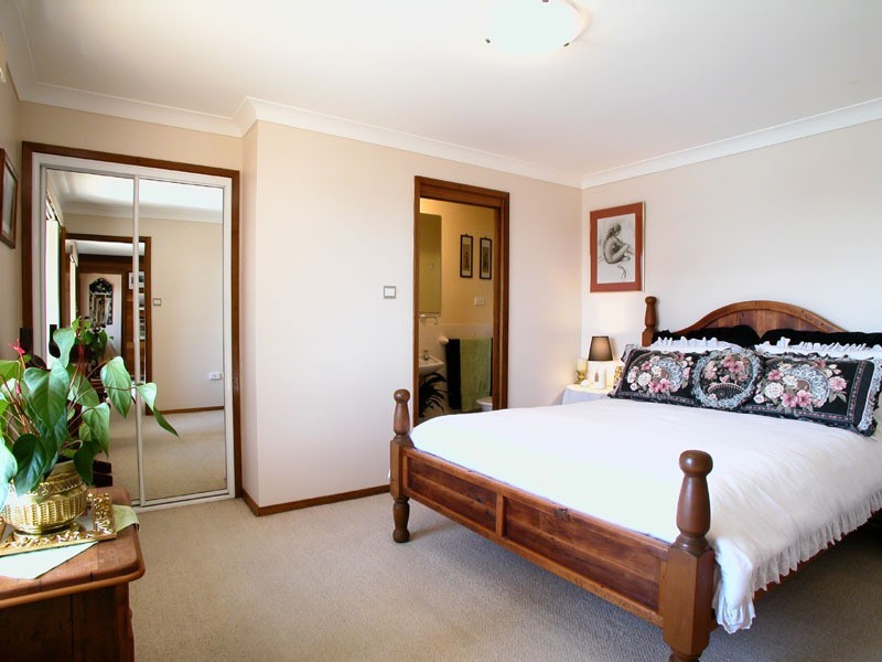 15 Tulani Avenue, Daleys Point NSW 2257