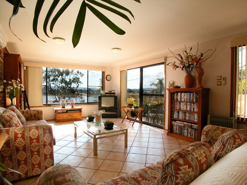 15 Tulani Avenue, Daleys Point NSW 2257