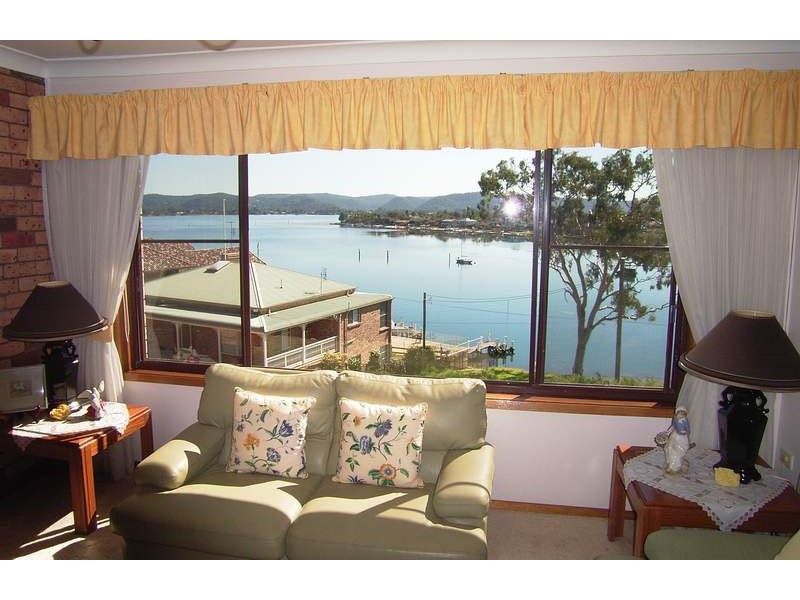 15 Tulani Avenue, Daleys Point NSW 2257